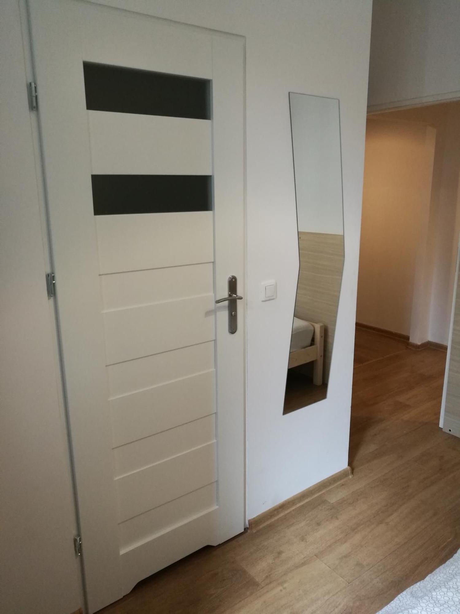 Mickiewicza Hostel カトヴィツェ エクステリア 写真
